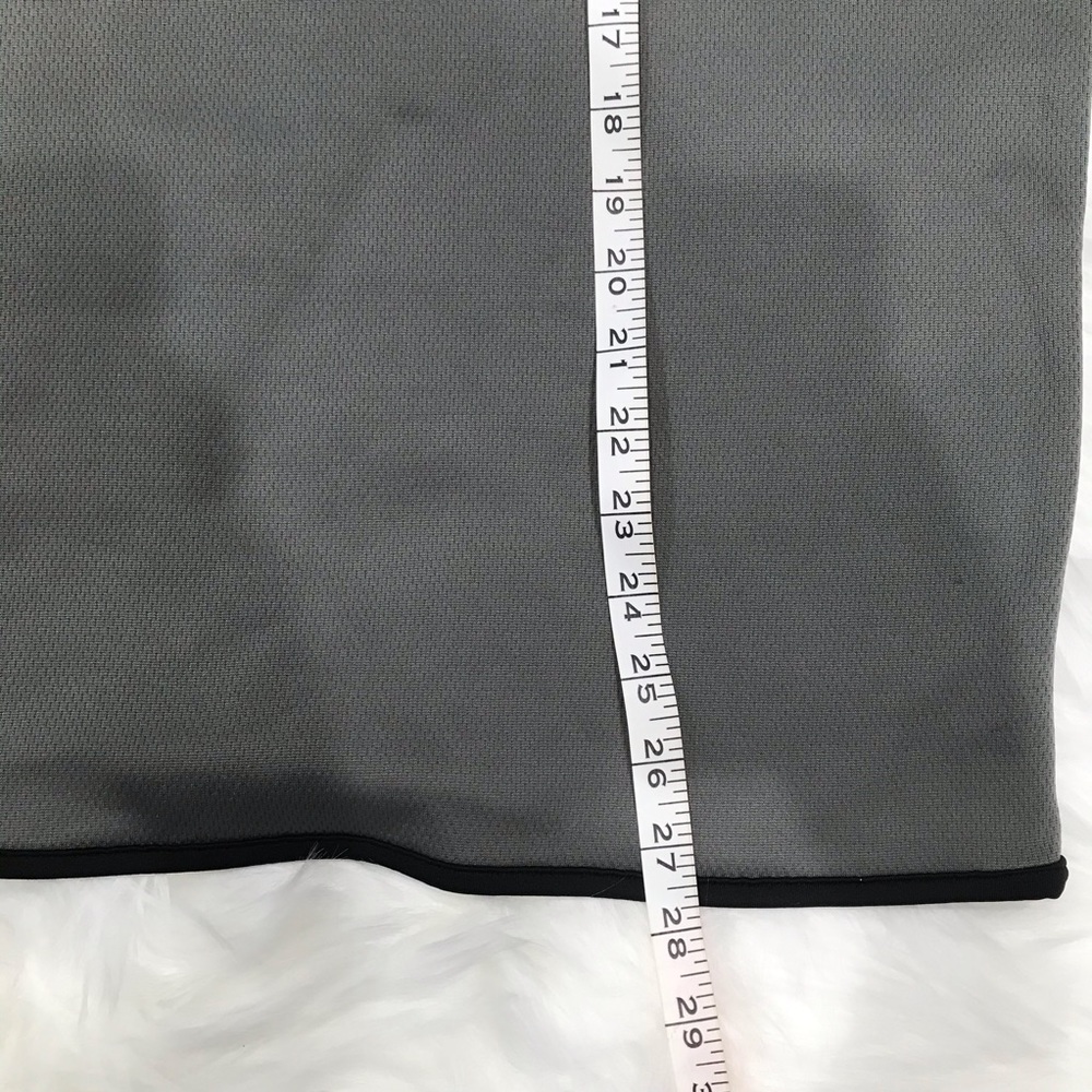 Van Heusen Traveler Gray Pullover 1/4 Zip Sweater - Picture 5 of 6